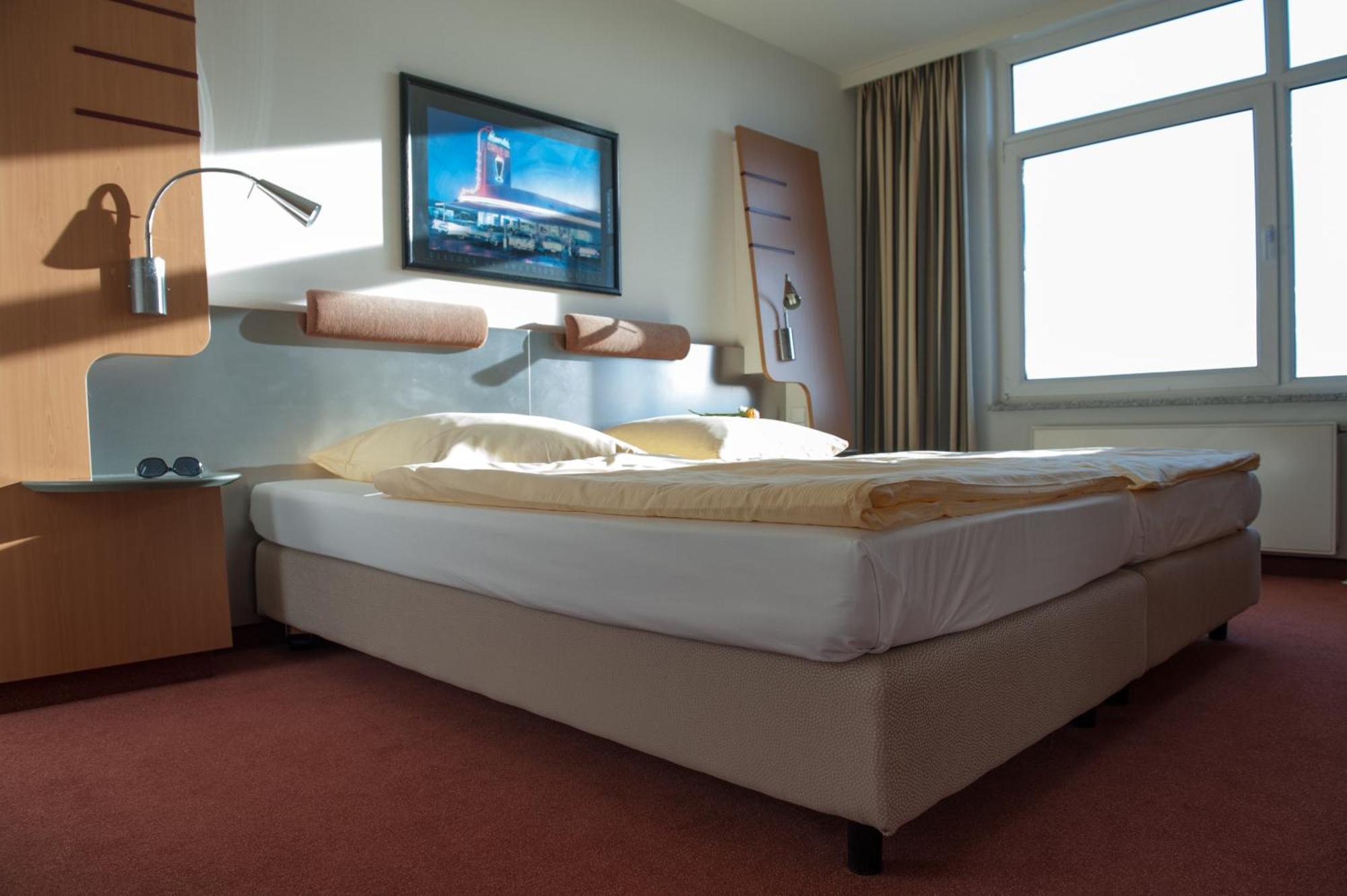 Hotel Motorsport Arena Oschersleben Exteriör bild