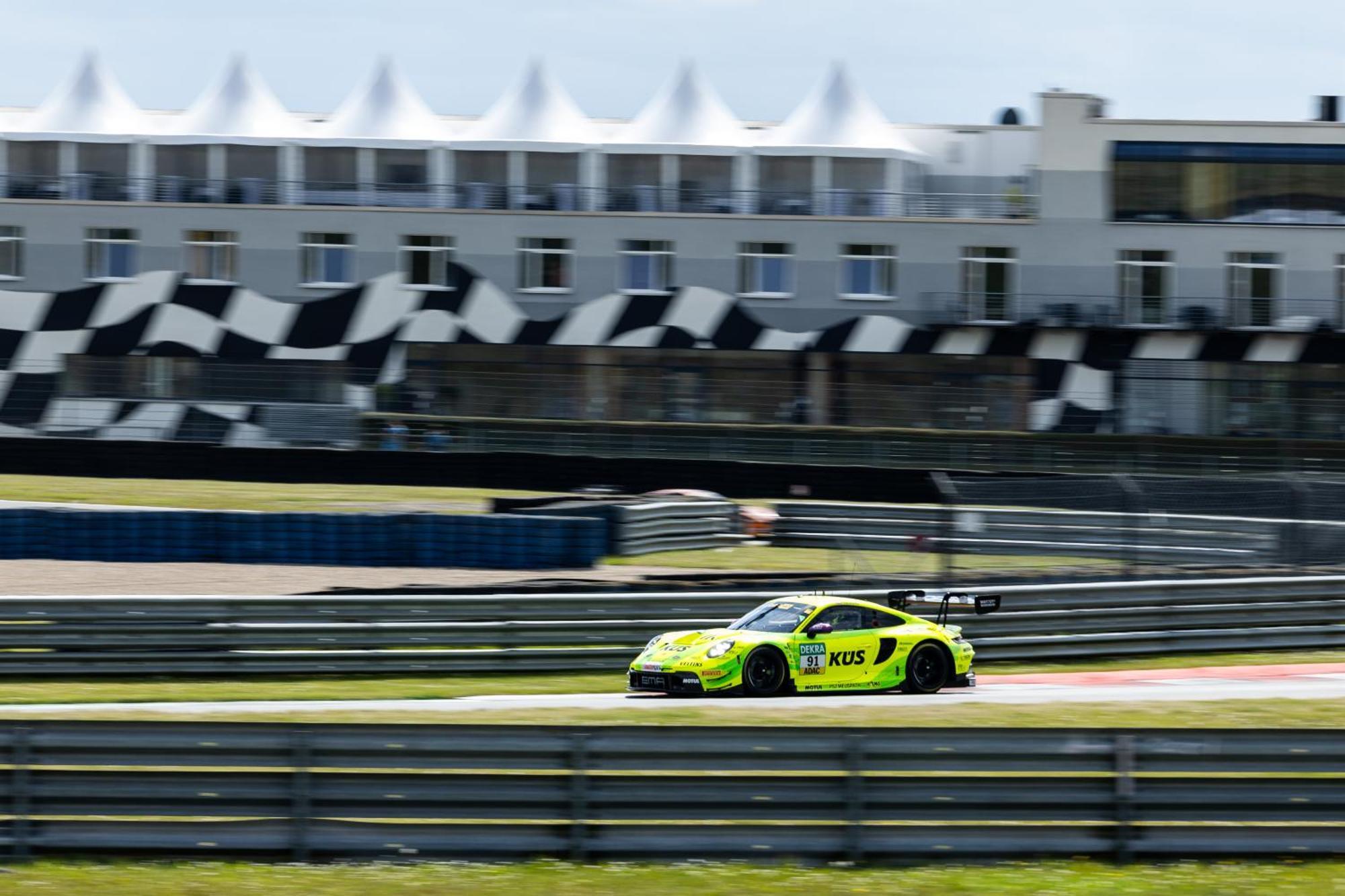 Hotel Motorsport Arena Oschersleben Exteriör bild