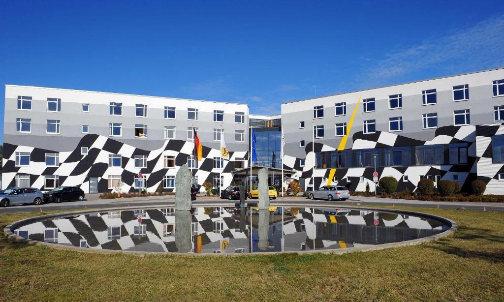 Hotel Motorsport Arena Oschersleben Exteriör bild